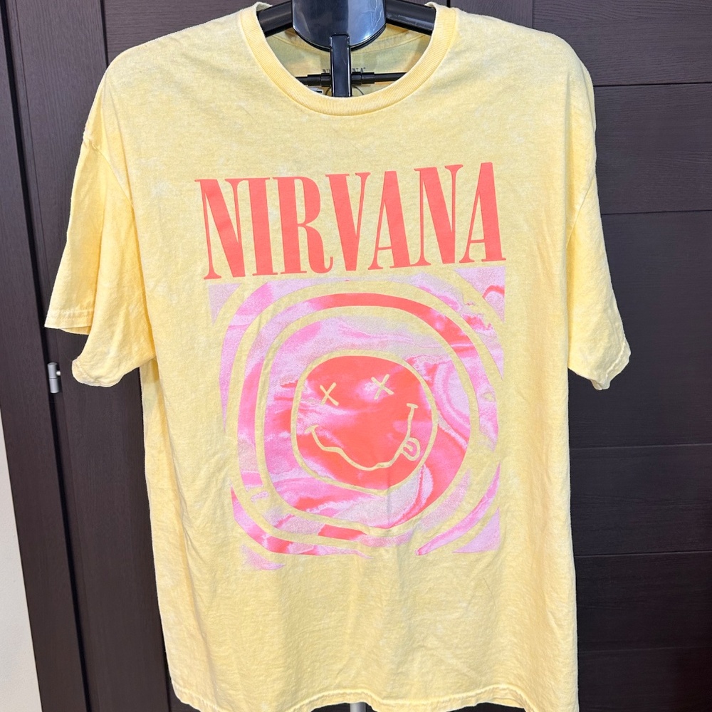 NIRVANA Yellow and Pink Short Sleeve Tee (XLT, NWT)
